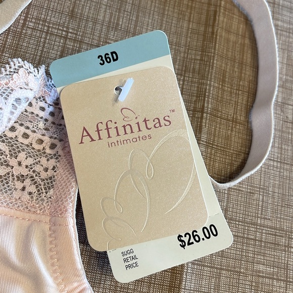 Bra Bundle - Picture 6 of 6